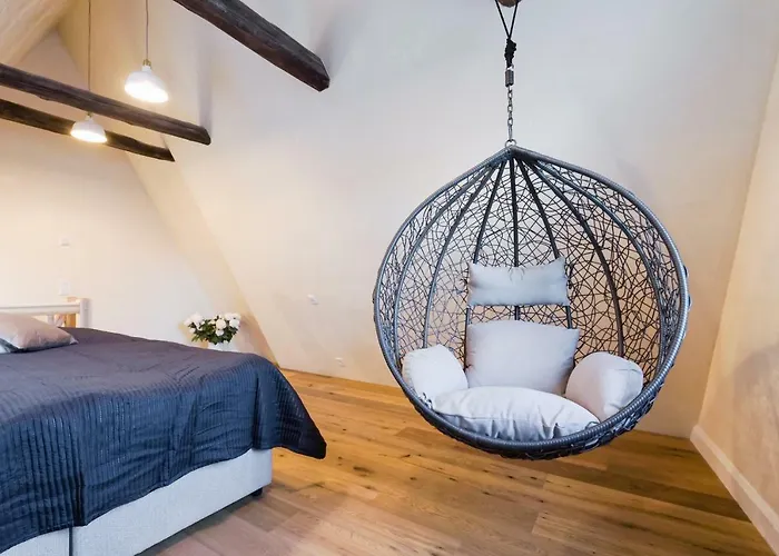 Niguliste 6 Old Town Penthouse Апартаменты *