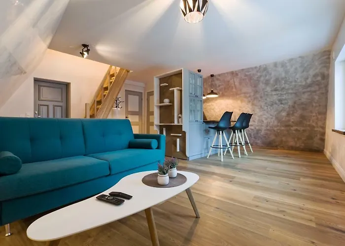 Niguliste 6 Old Town Penthouse Apartment