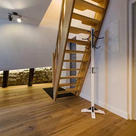 Niguliste 6 Old Town Penthouse דירה טאלין